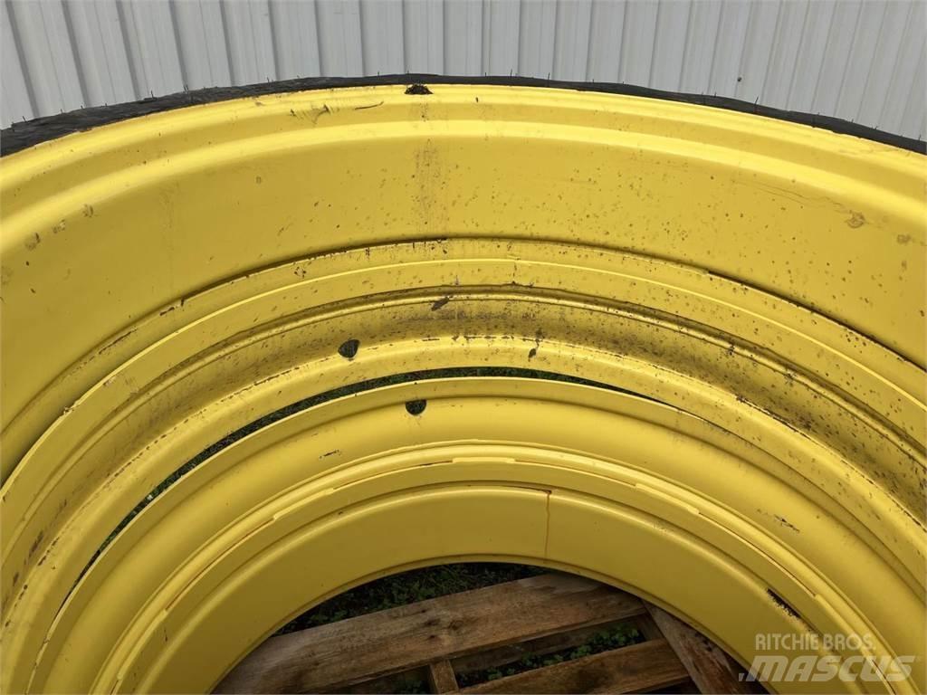 Taurus 270/95R44 Ελαστικά και ζάντες