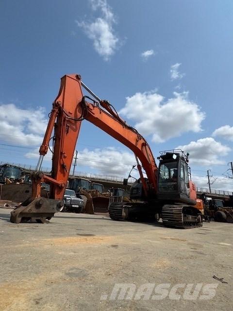 Hitachi ZX 225 Εκσκαφείς με ερπύστριες
