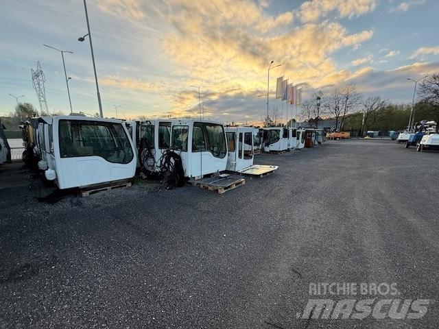 Liebherr USED CAB Καμπίνες και εσωτερικό