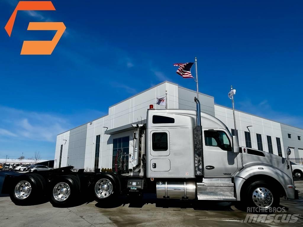 Kenworth T 880 Τράκτορες