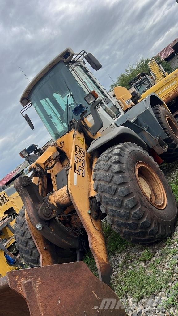 Liebherr L 538 Καμπίνες και εσωτερικό