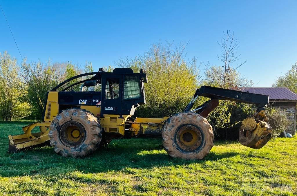 CAT 545 C Μετατοπιστές