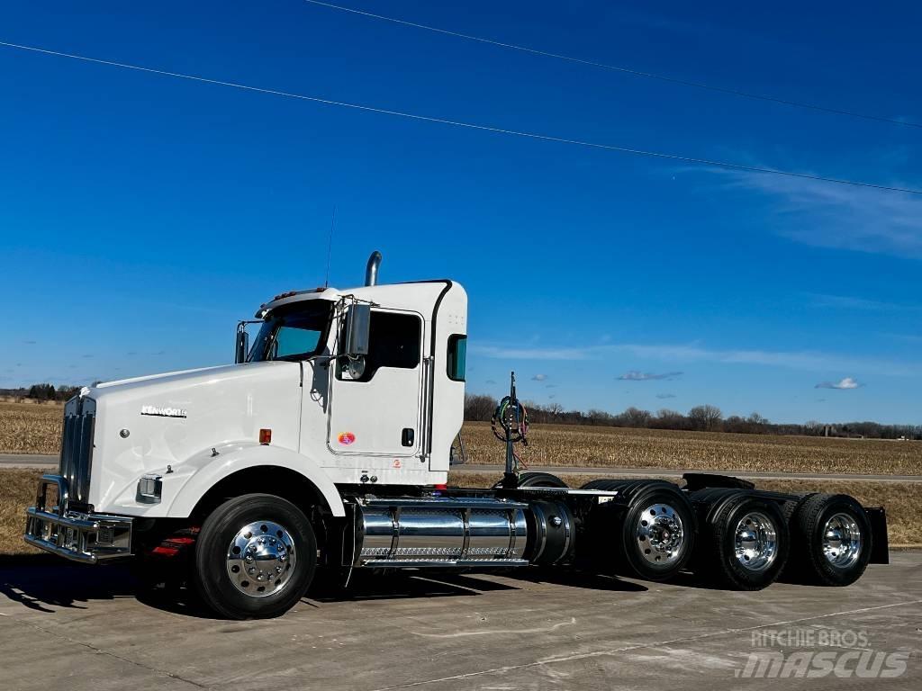 Kenworth T 800 Τράκτορες