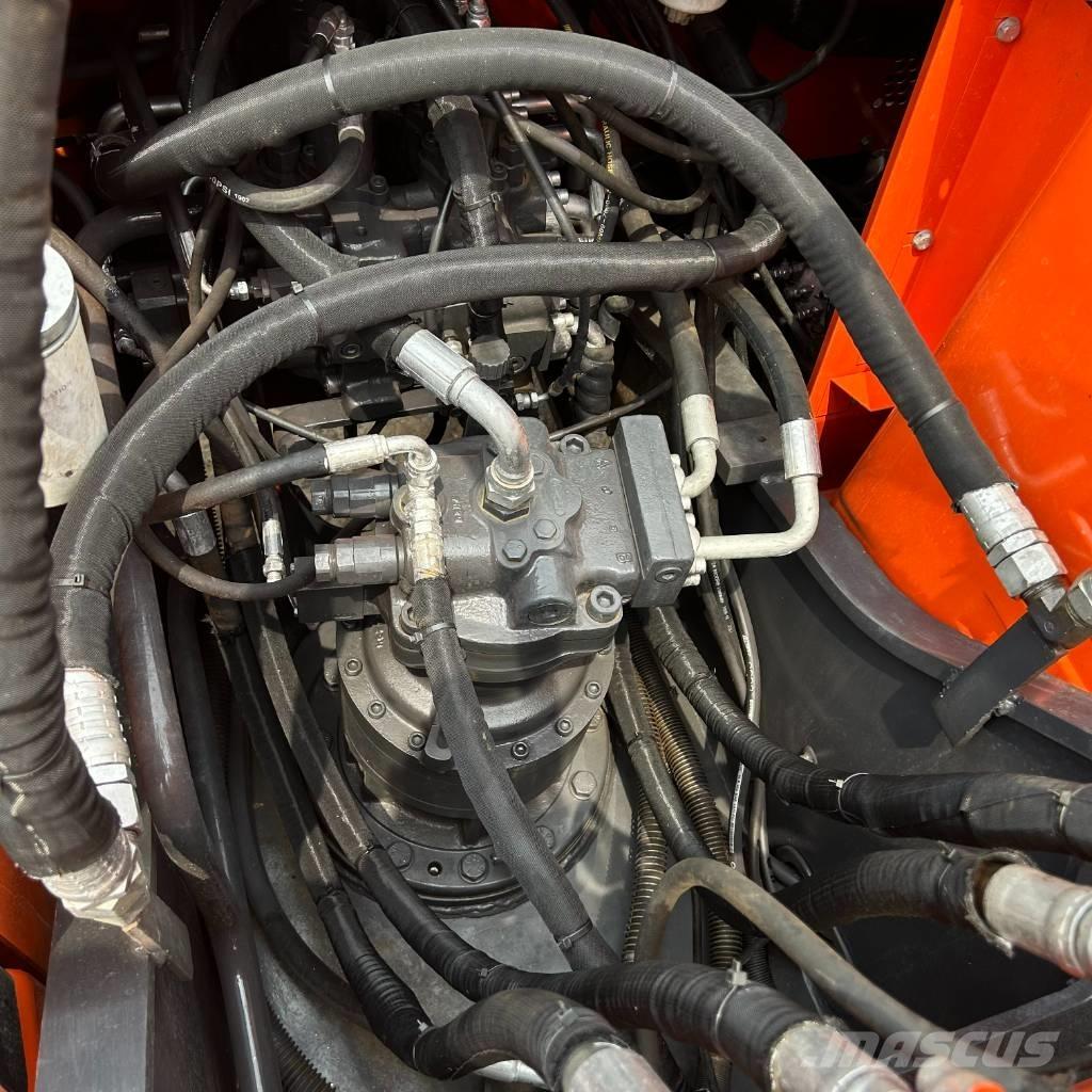 Doosan DX 225 LC Εκσκαφείς με ερπύστριες