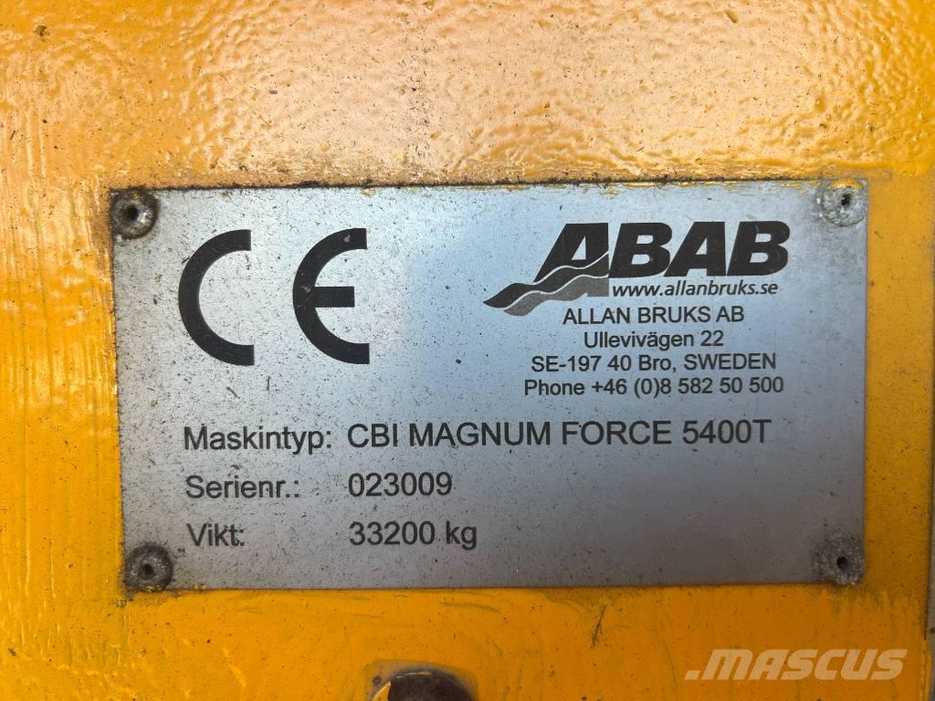 CBI 5400 Αποφλοιωτές ξυλείας