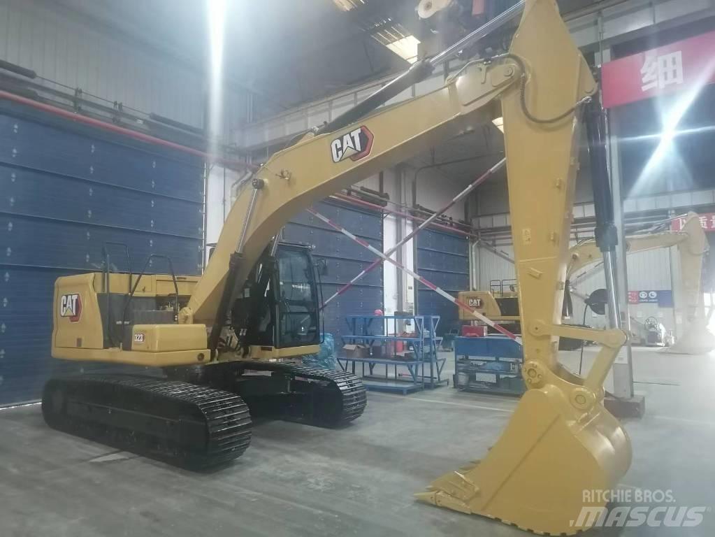 CAT 323 Εκσκαφείς με ερπύστριες