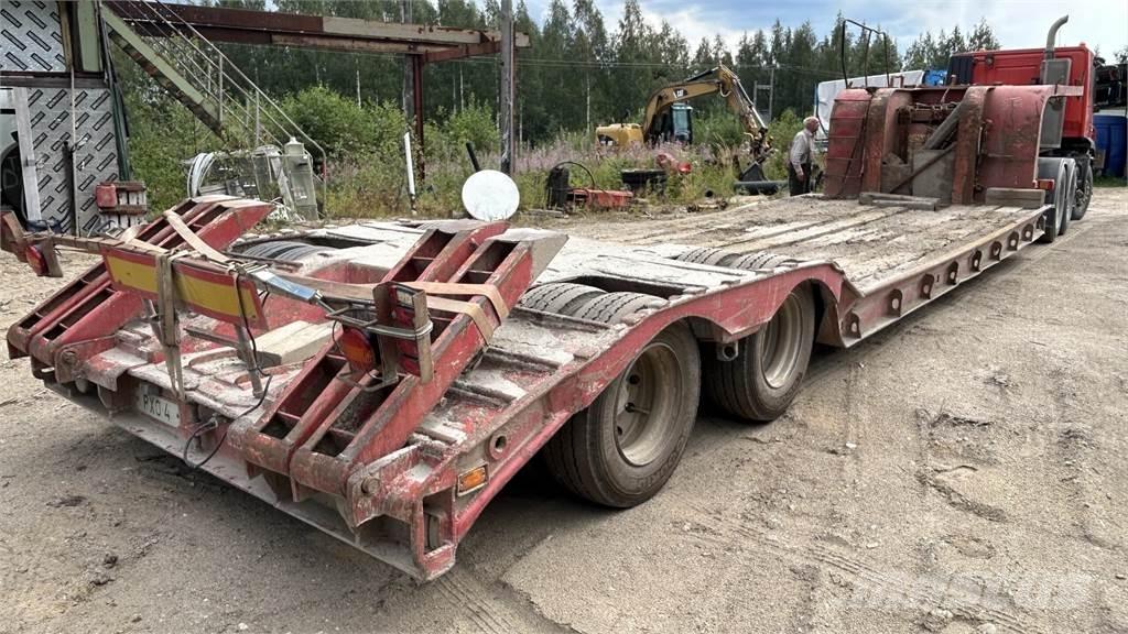 Iveco Trakker Φορτηγά Kαρότσα με ανοιγόμενα πλαϊνά