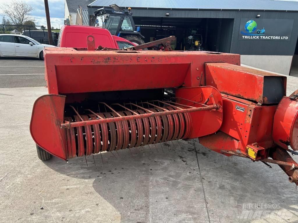 Massey Ferguson 120 Πρέσες τετράγωνων δεμάτων