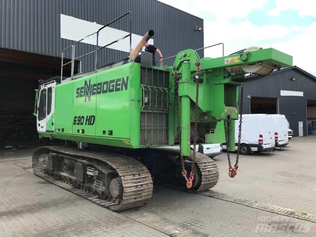 Sennebogen 690 Γερανοί με ερπύστριες