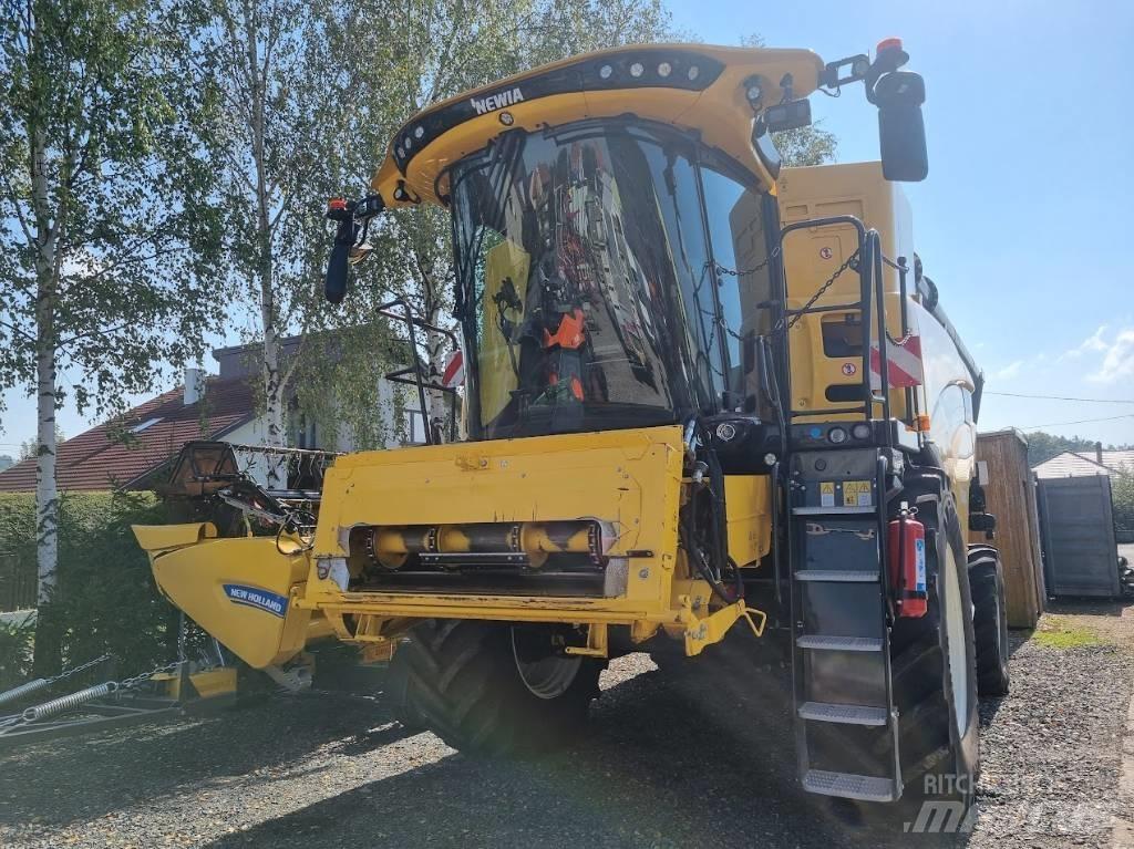 New Holland CX 8.70 Θεριζοαλωνιστικές μηχανές