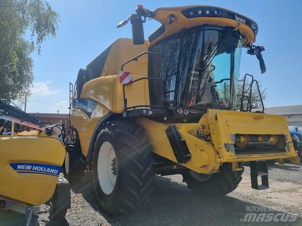 New Holland CX 8.70 Θεριζοαλωνιστικές μηχανές