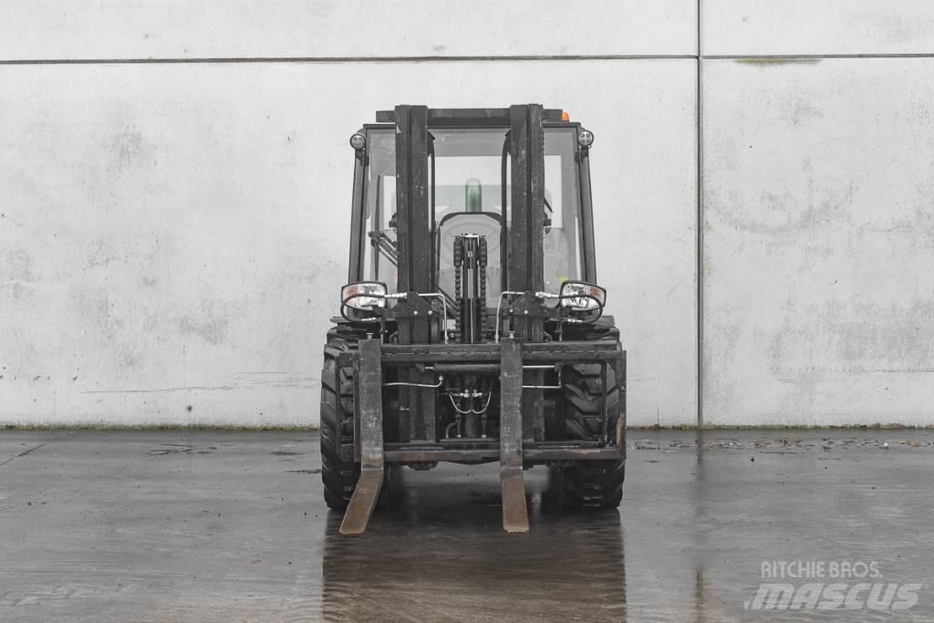 Manitou MC 30-4 D Πετρελαιοκίνητα Κλαρκ