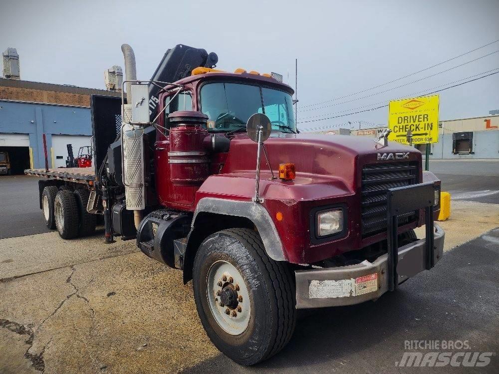 Mack RD 690 S Φορτηγά με Γερανό
