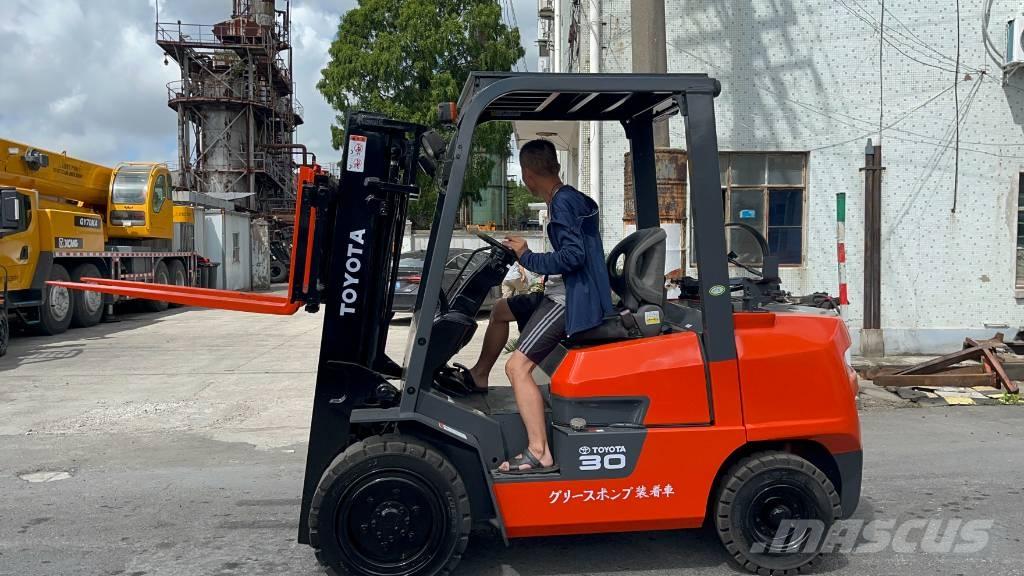 Toyota FD 30 Πετρελαιοκίνητα Κλαρκ