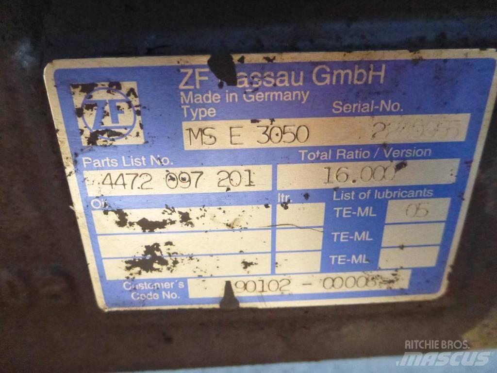 GM Doosan DX140W Άξονες