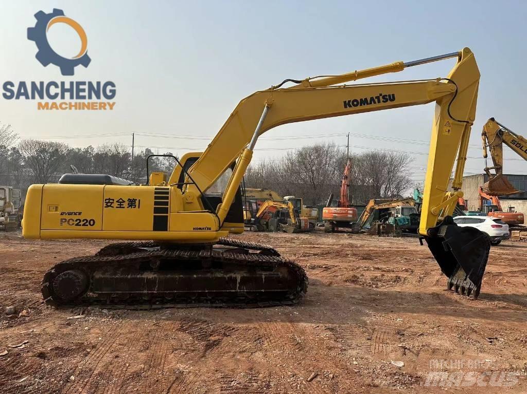 Komatsu PC 200 Εκσκαφείς με ερπύστριες