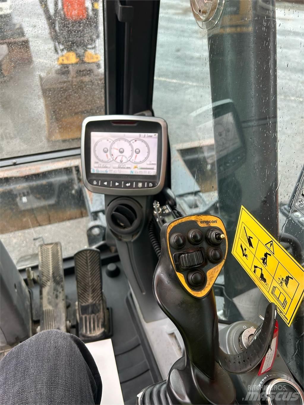 Doosan DX170W-5 Εκσκαφείς με ερπύστριες