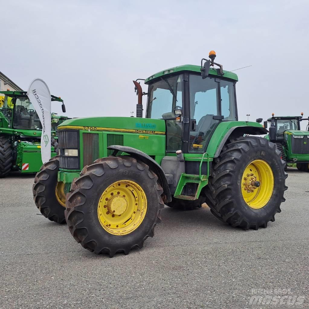 John Deere 7700 Τρακτέρ