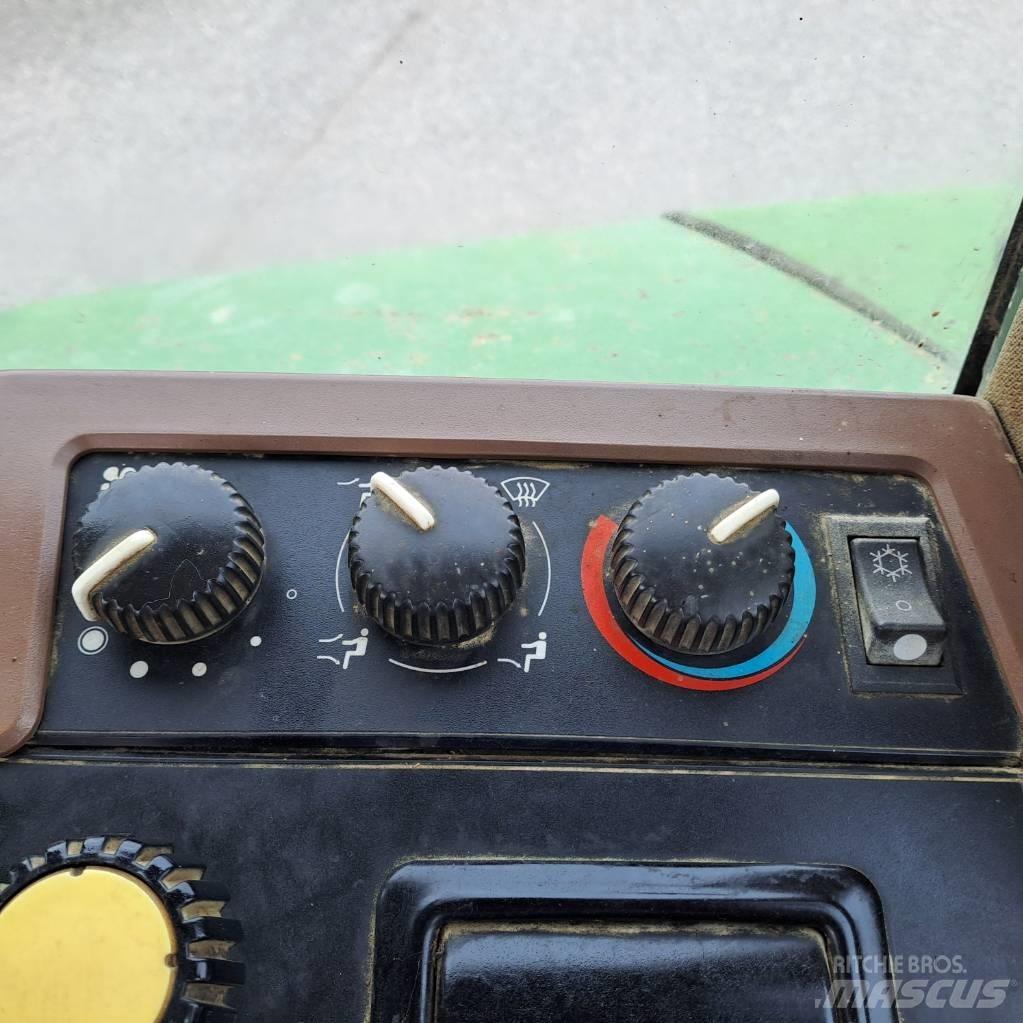 John Deere 7700 Τρακτέρ