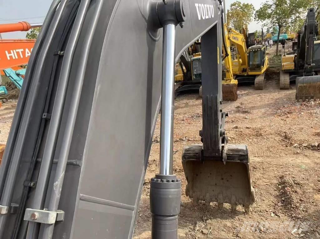 Volvo EC 250 D Εκσκαφείς με ερπύστριες