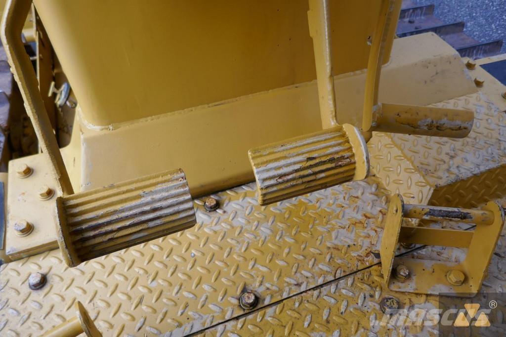 CAT D7G Ex-army Μπουλντόζες με ερπύστριες