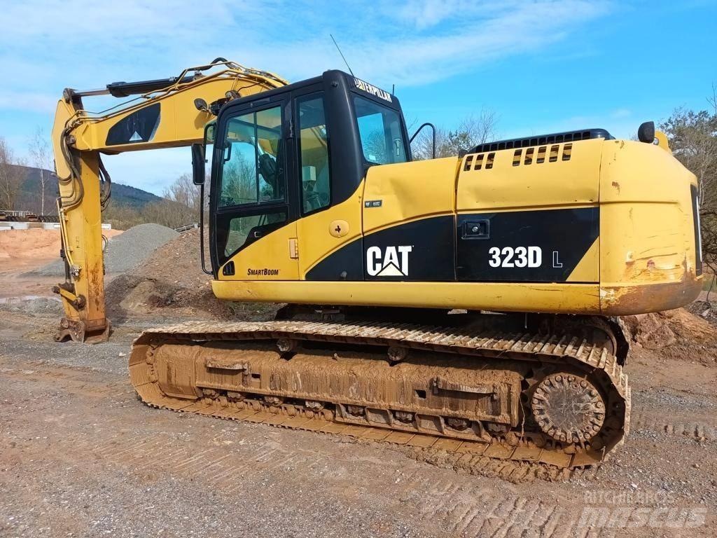 CAT 323 DL Εκσκαφείς με ερπύστριες
