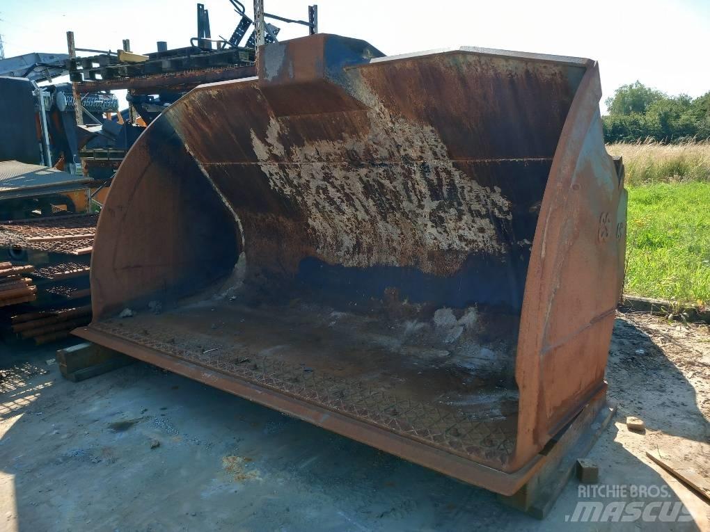 Komatsu WA475-10 Κουβάδες