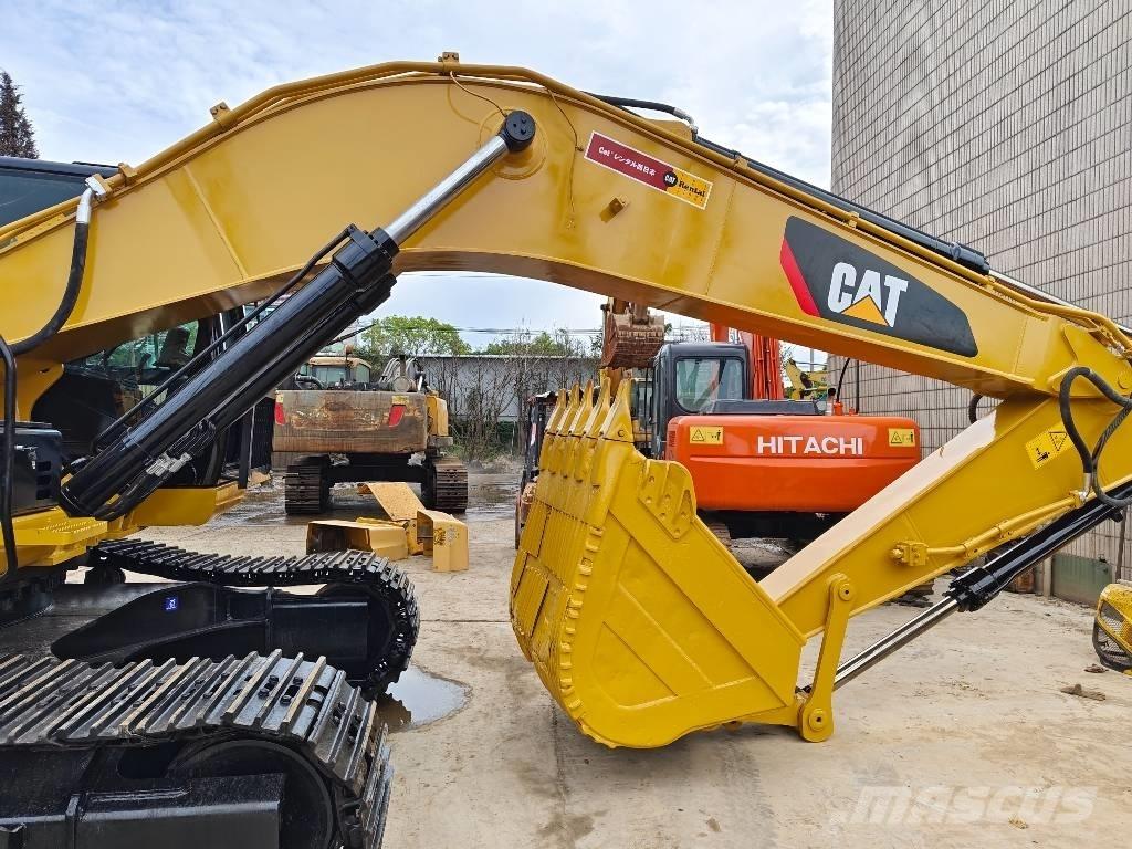 CAT 330D2L Εκσκαφείς με ερπύστριες