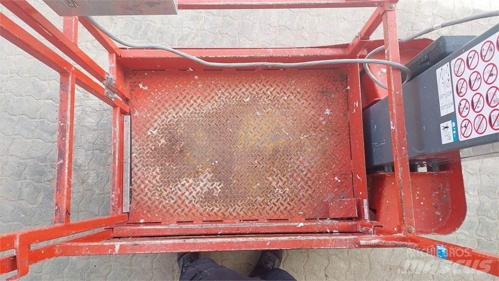 SkyJack SJ12 Ανυψωτήρες με κατακόρυφους πυλώνες
