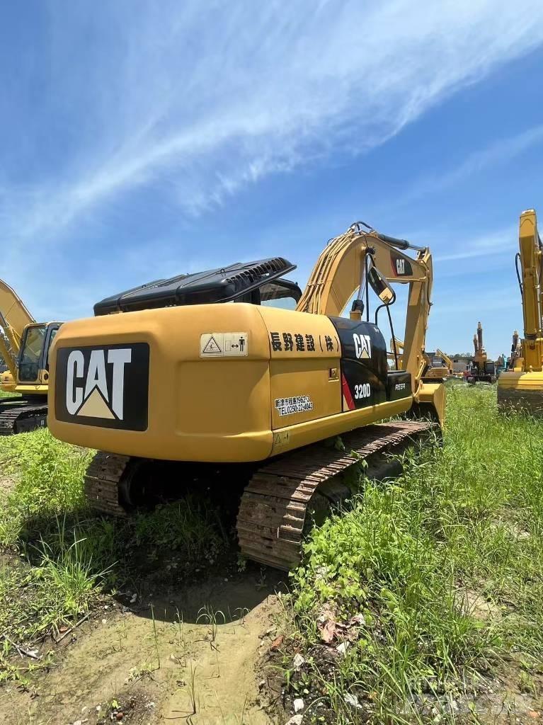 CAT 320d Εκσκαφείς με ερπύστριες