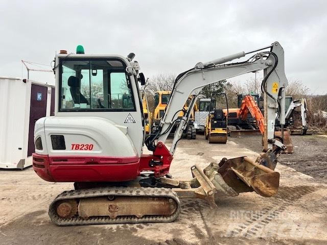 Takeuchi TB 230 Εκσκαφάκι (διαβολάκι) < 7t