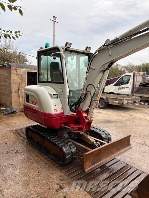 Takeuchi TB 230 Εκσκαφάκι (διαβολάκι) < 7t