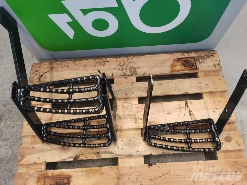 Valtra 8450 stairs Καμπίνες και εσωτερικό