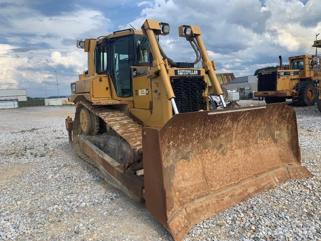 CAT D 6 T Μπουλντόζες με ερπύστριες