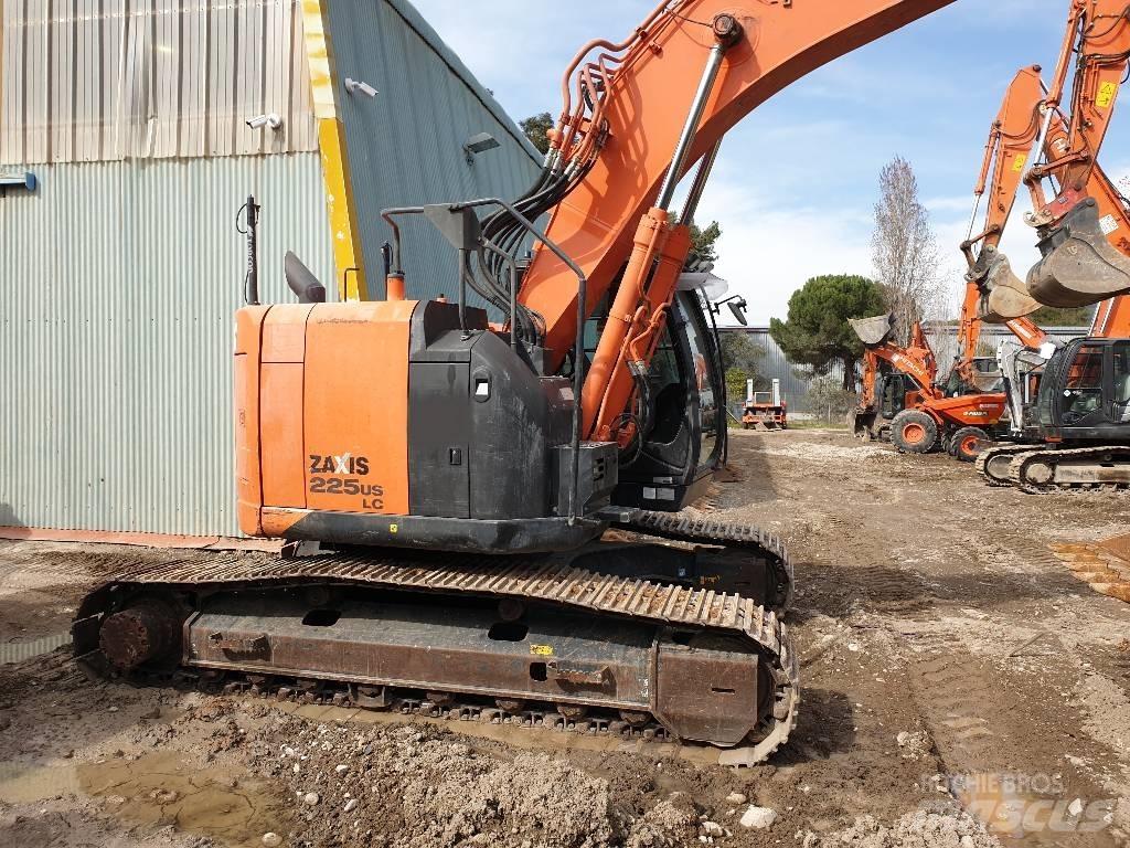 Hitachi ZX225USLC Εκσκαφείς με ερπύστριες