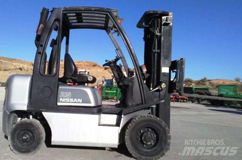 Nissan FD02A25Q Πετρελαιοκίνητα Κλαρκ