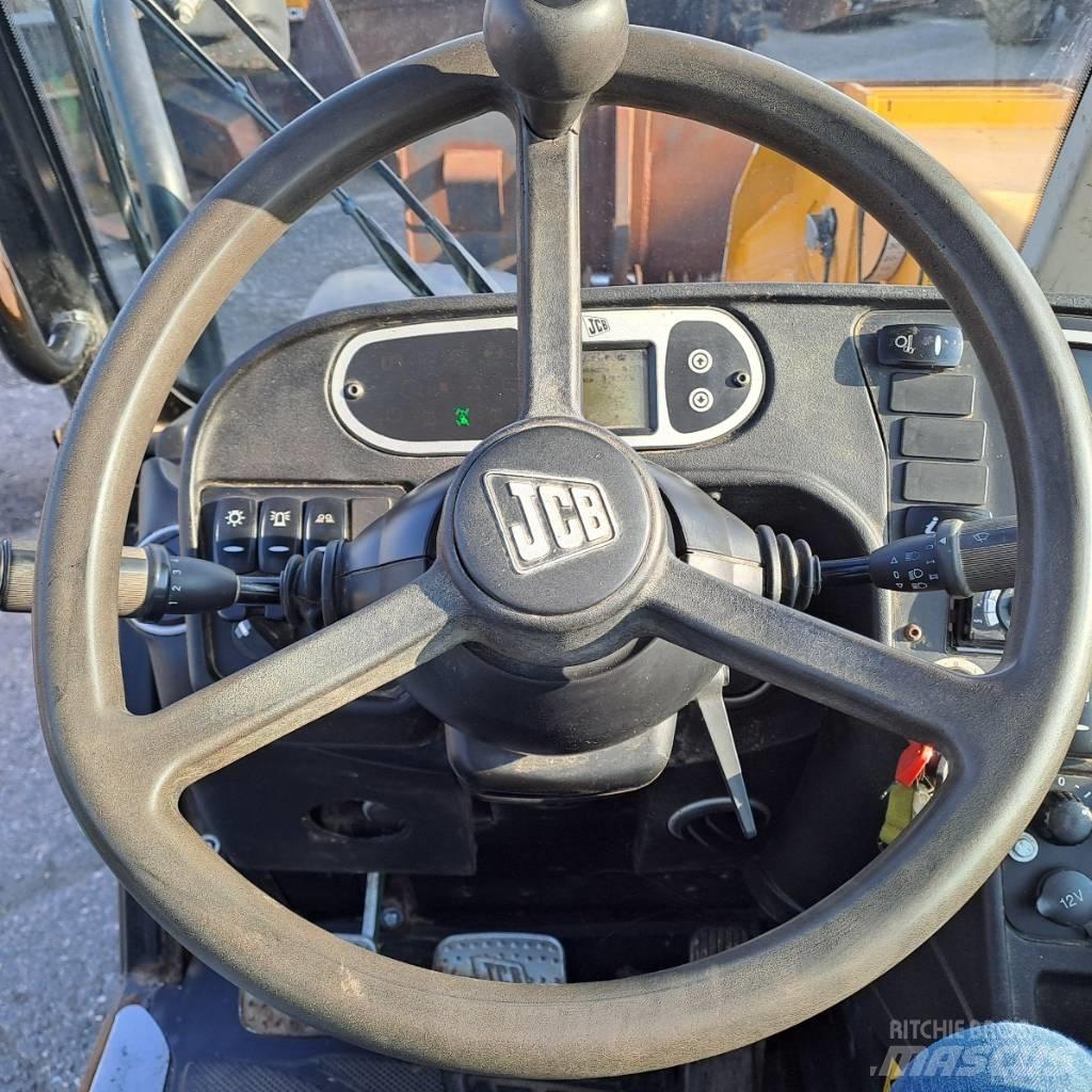 JCB 550-80 Συστήματα τηλεχειρισμού για τη γεωργία