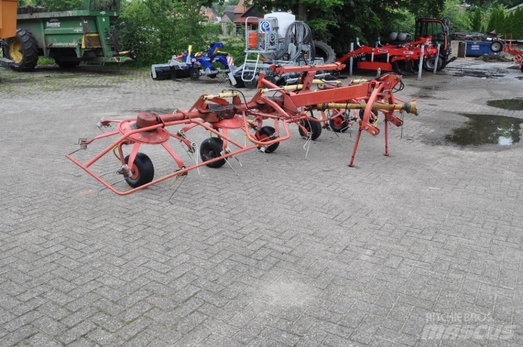Lely Lotus 675 Τσουγκράνες και χορτοξηραντικές μηχανές