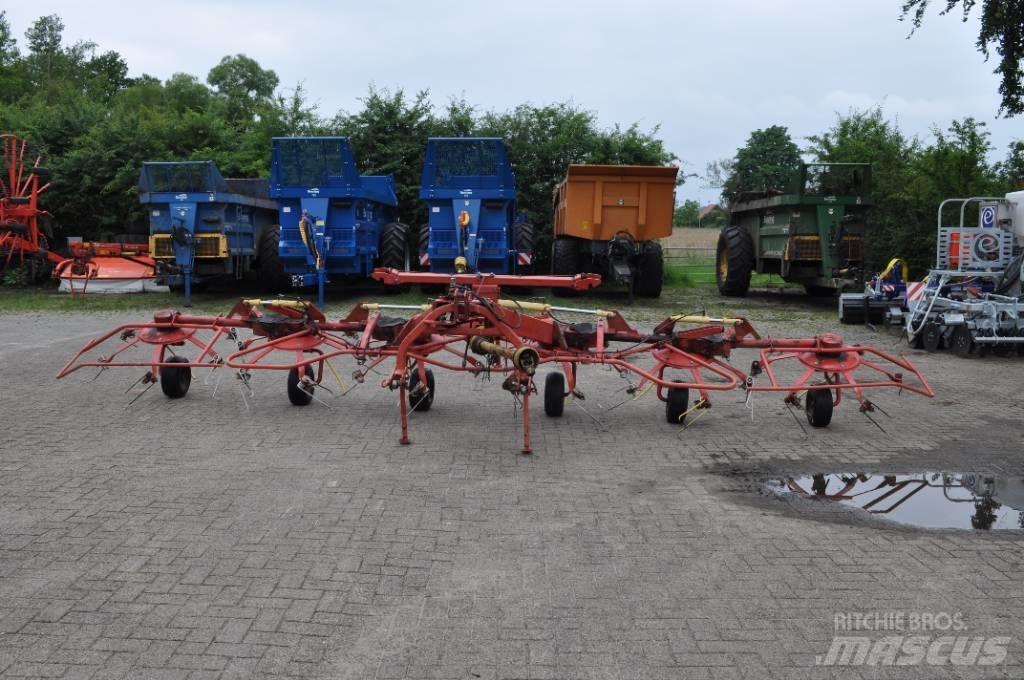 Lely Lotus 675 Τσουγκράνες και χορτοξηραντικές μηχανές