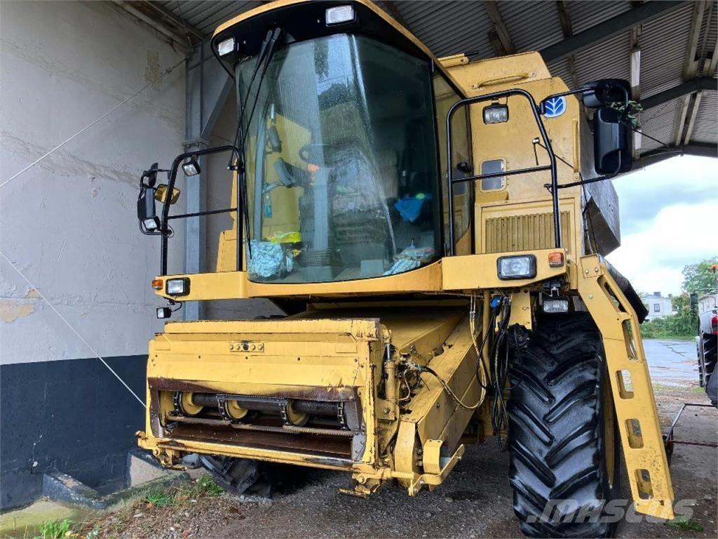New Holland TX67 Θεριζοαλωνιστικές μηχανές
