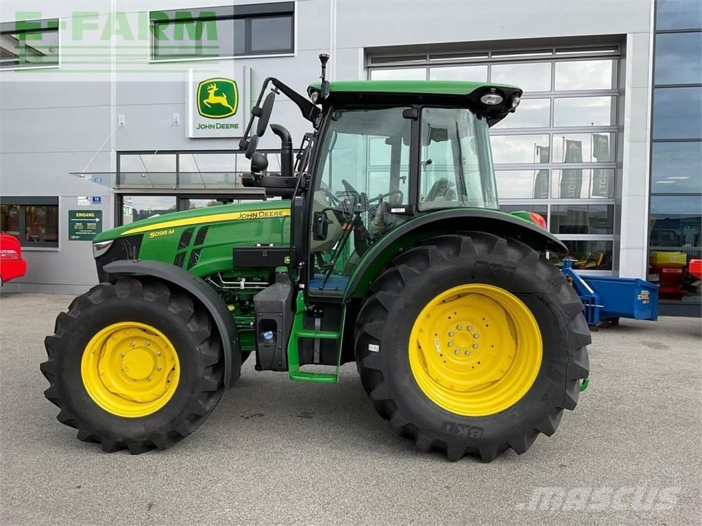 John Deere 5095M Τρακτέρ