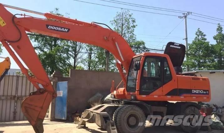 Doosan DH210W Εκσκαφείς με τροχούς - λάστιχα