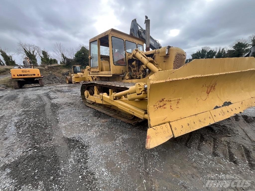 CAT D 7 Μπουλντόζες με ερπύστριες