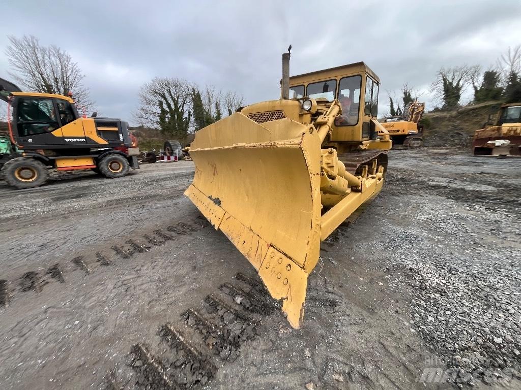 CAT D 7 Μπουλντόζες με ερπύστριες