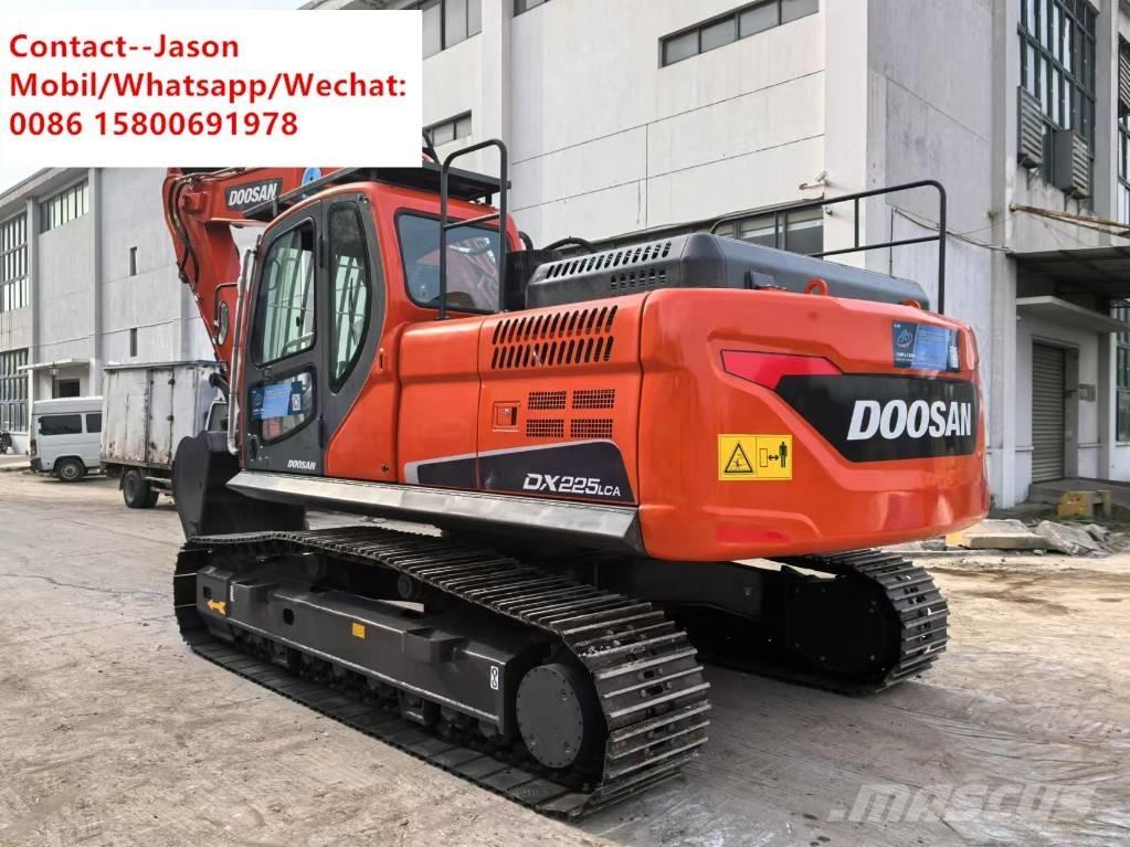 Doosan DX 225 LCA Εκσκαφείς με ερπύστριες
