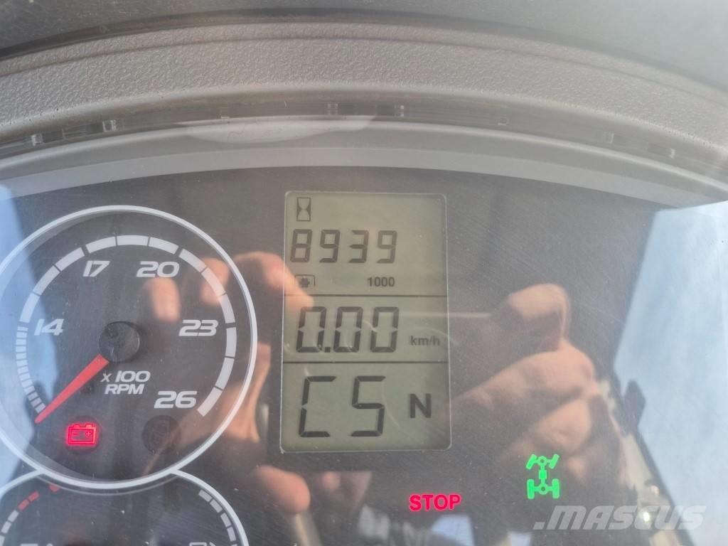 CLAAS Arion 610 Τρακτέρ