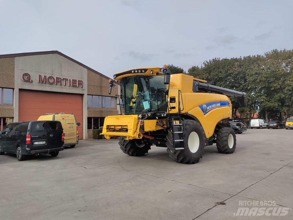 New Holland CX 8.80 Θεριζοαλωνιστικές μηχανές