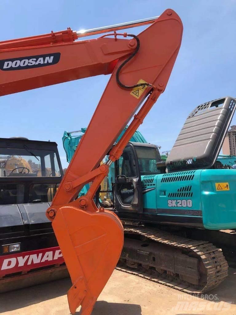 Doosan DH220LC-7 Εκσκαφείς με ερπύστριες