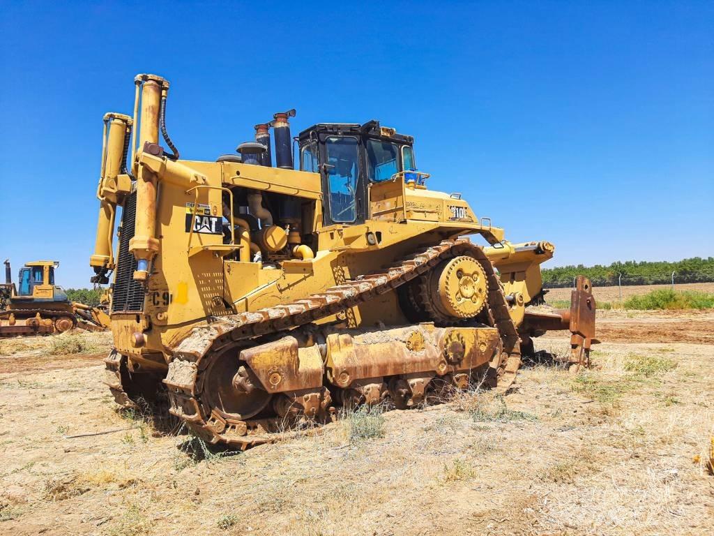 CAT D10 Μπουλντόζες με ερπύστριες