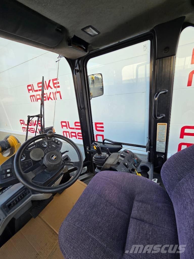 CAT 906 Φορτωτές με λάστιχα (Τροχοφόροι)